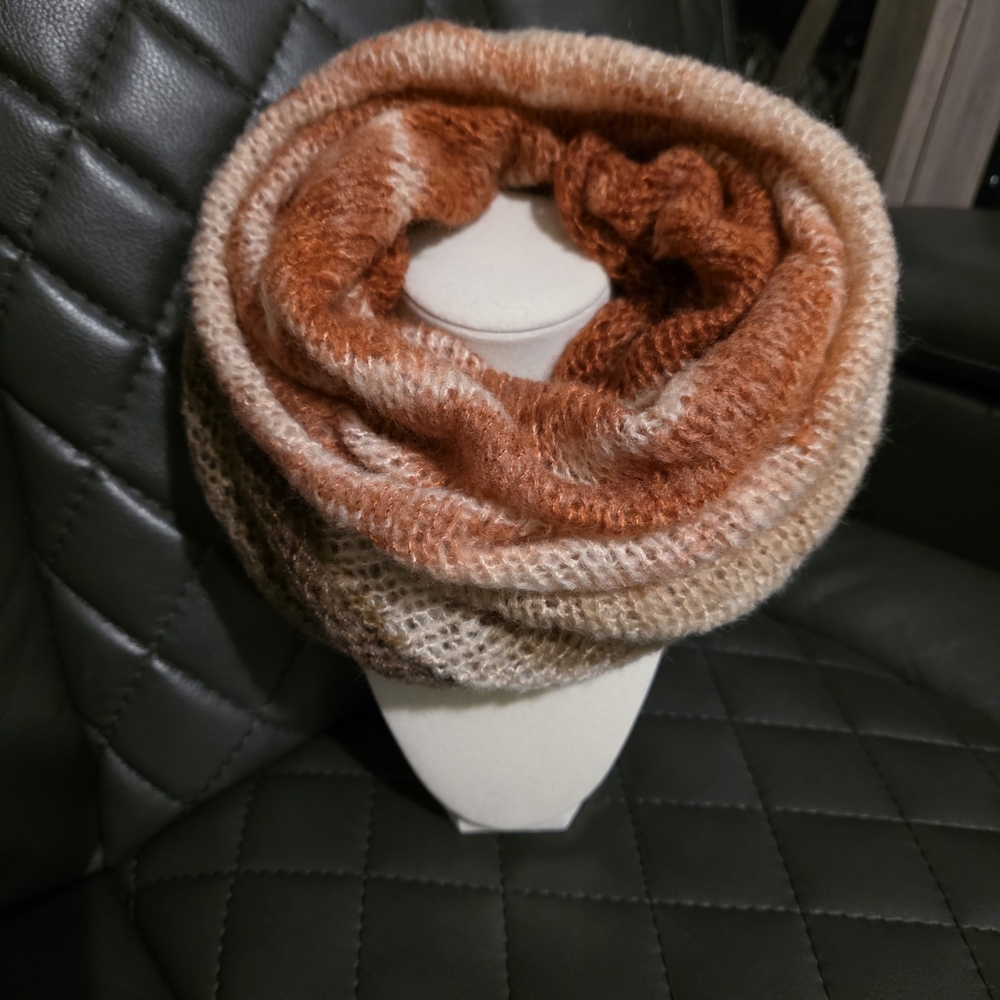 Elegant Ombre Knit Scarf